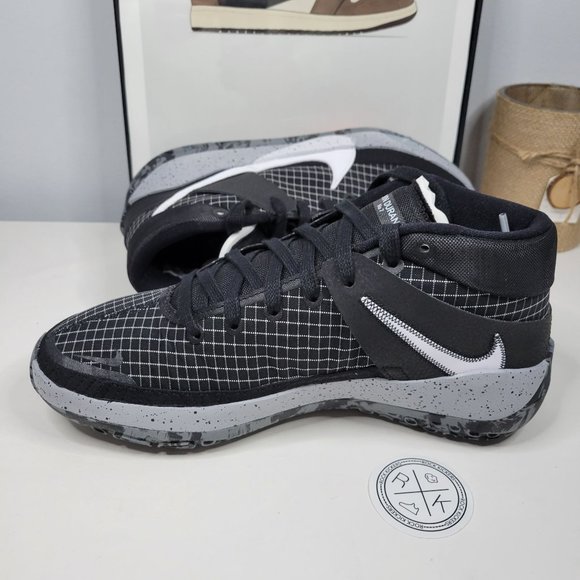 Nike KD 13 Oreo - Picture 2 of 4